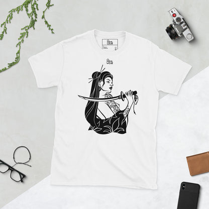 Camiseta Katana Onna (Frontal) Manga Corta